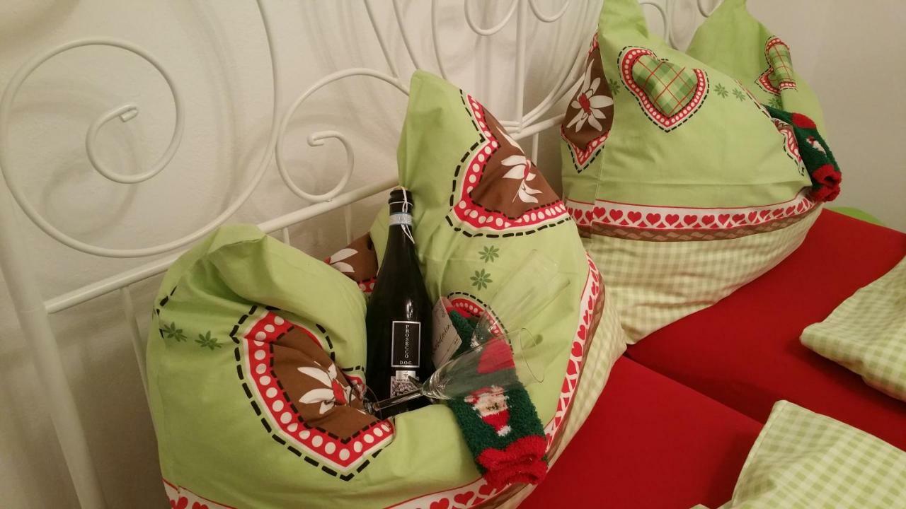 Knusperhäuschen Maria Nikoletta Villa Witra Exteriör bild